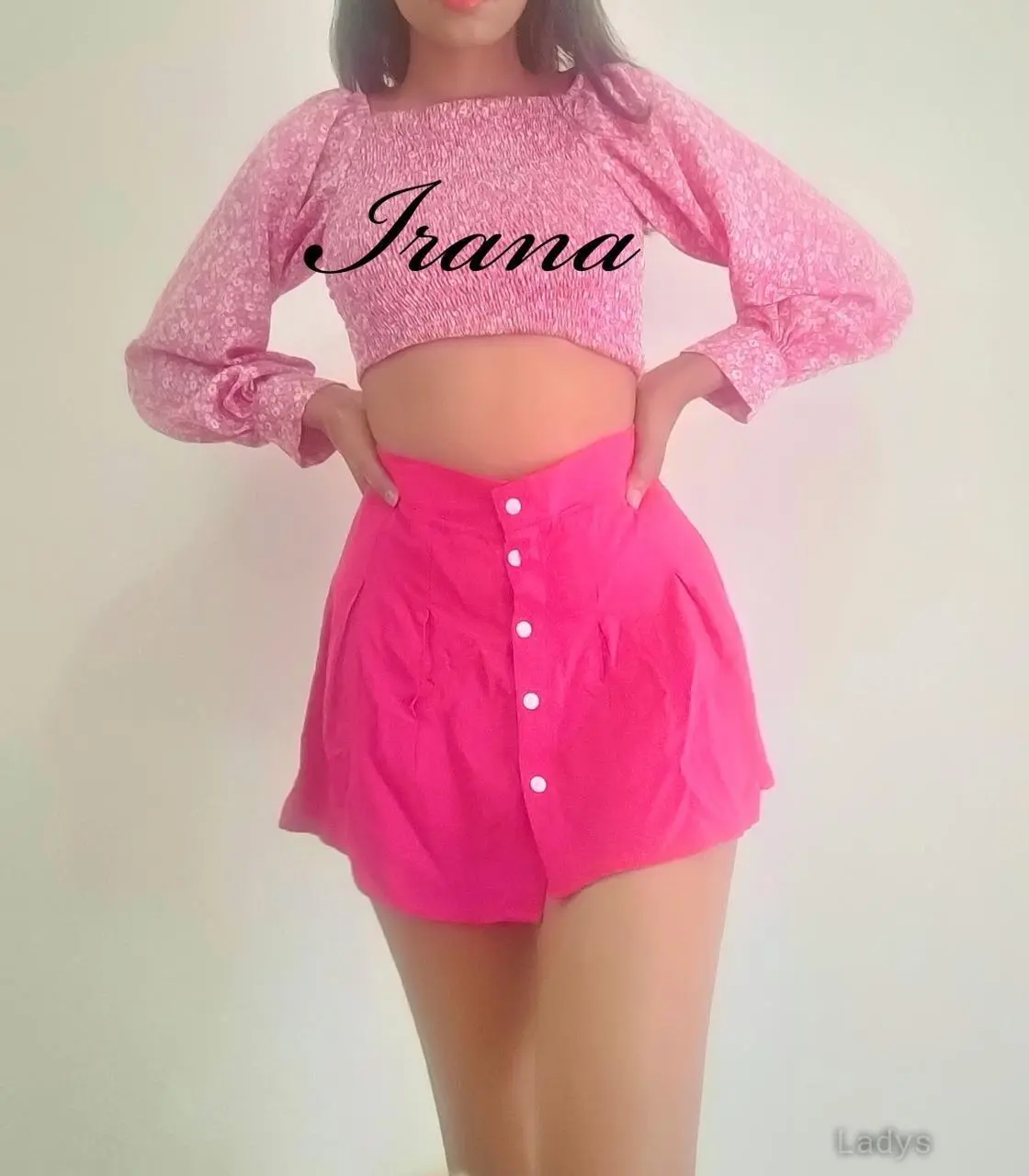 Irana, 26 years brunette escorts in Colombo, height 154 sm, Weight kg