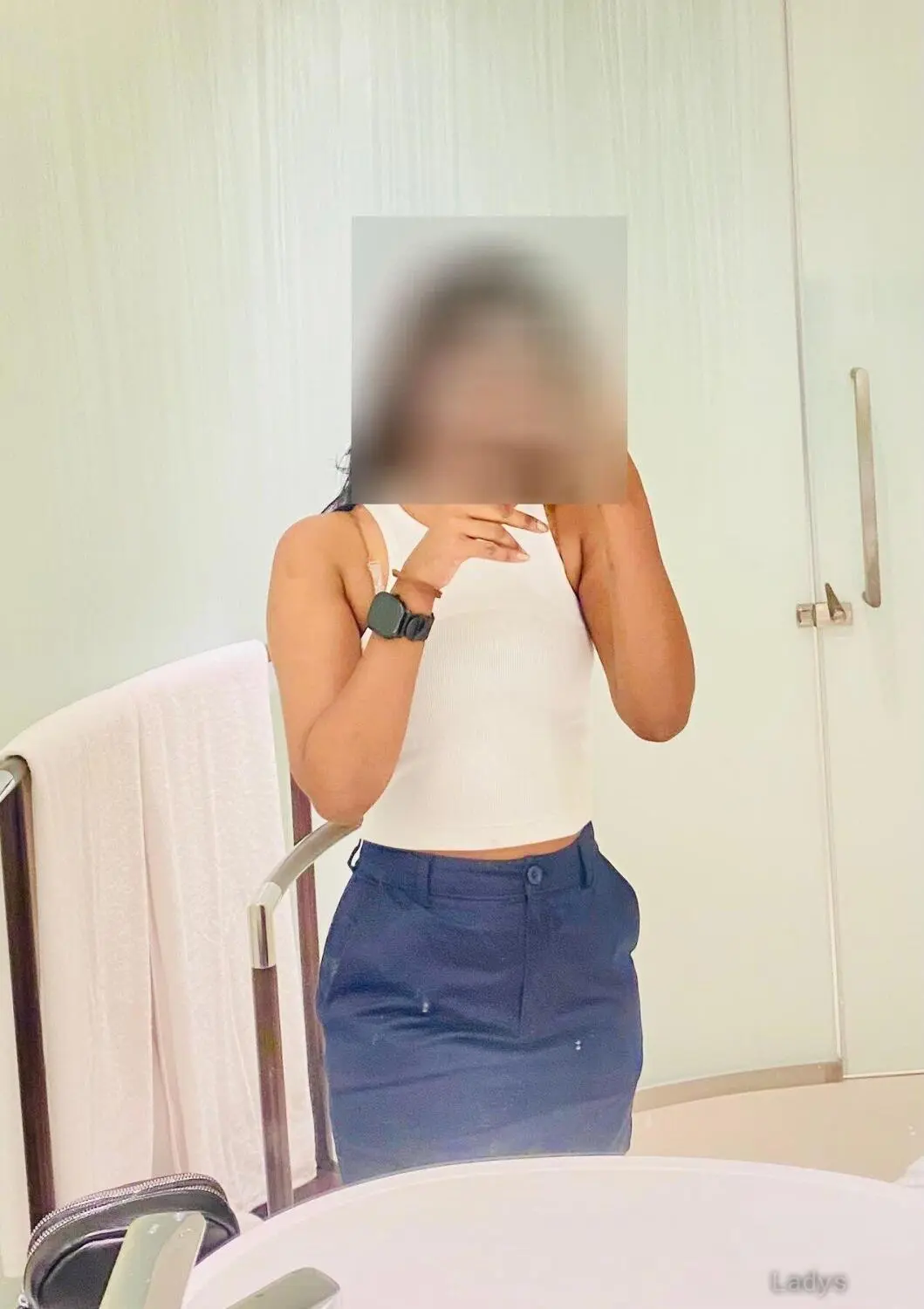 Madushi Silva,  years brunette escorts in Colombo, height  sm, Weight  kg