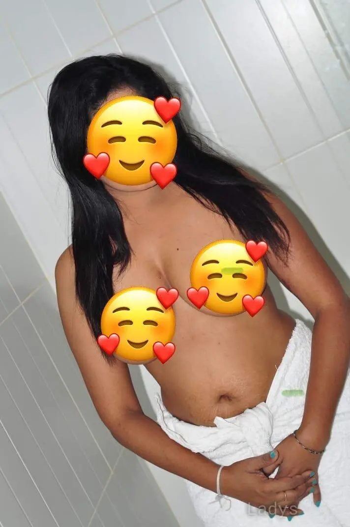 NETHU, 30 years brunette escorts in Colombo, height 166 sm, Weight kg