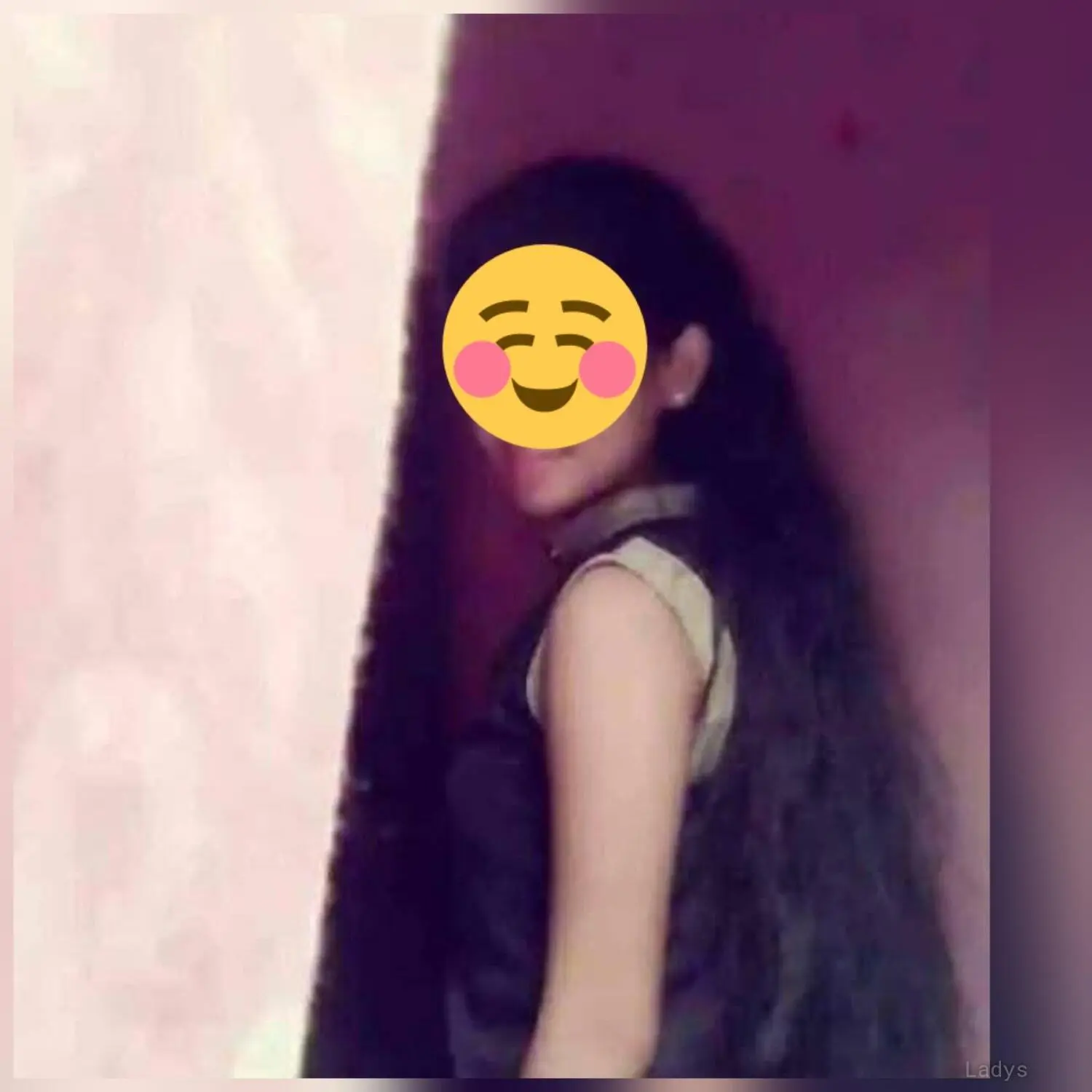 Piumi, 23 years brunette escorts in Colombo, height 148 sm, Weight  kg