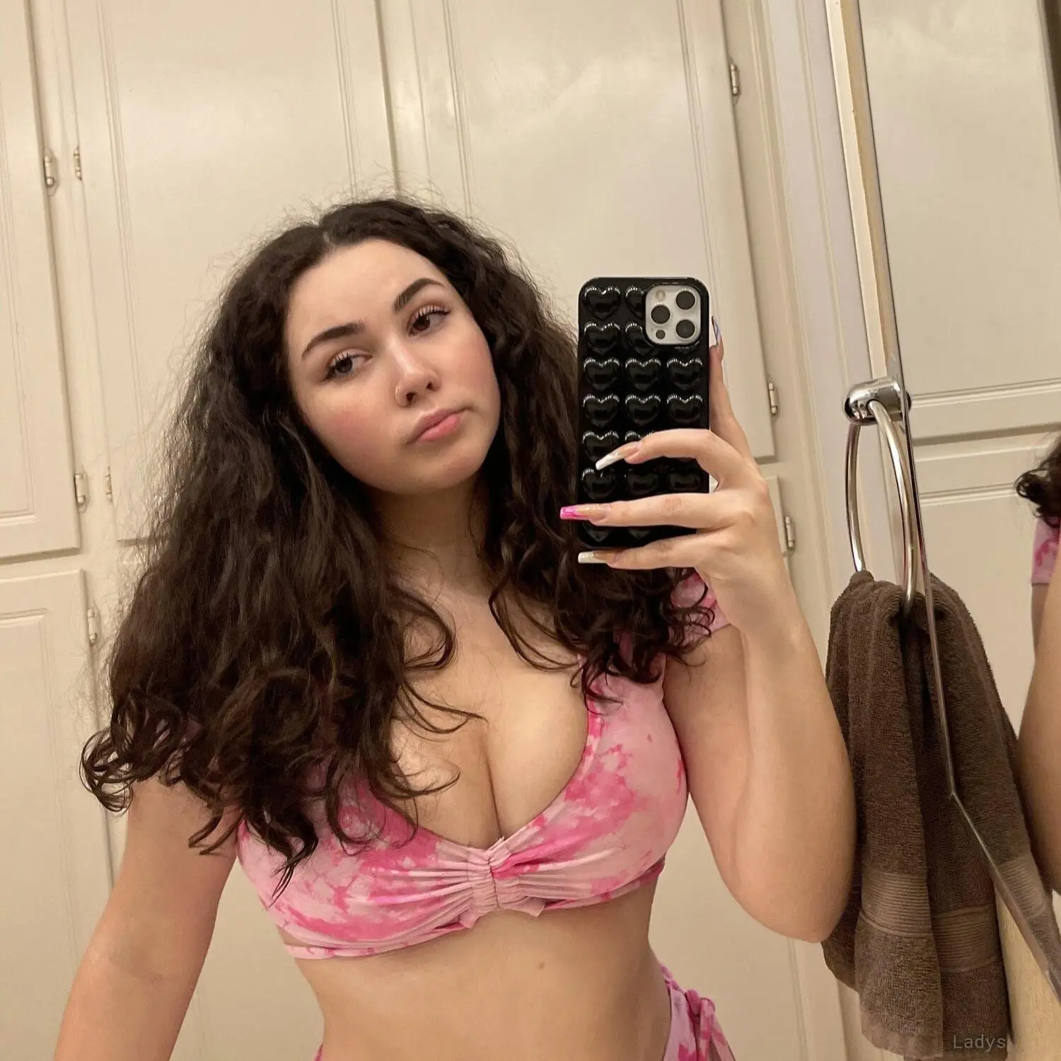 Sandra Leo, 28 years brunette escorts in Columbus, GA, height 165 sm, Weight 35 kg