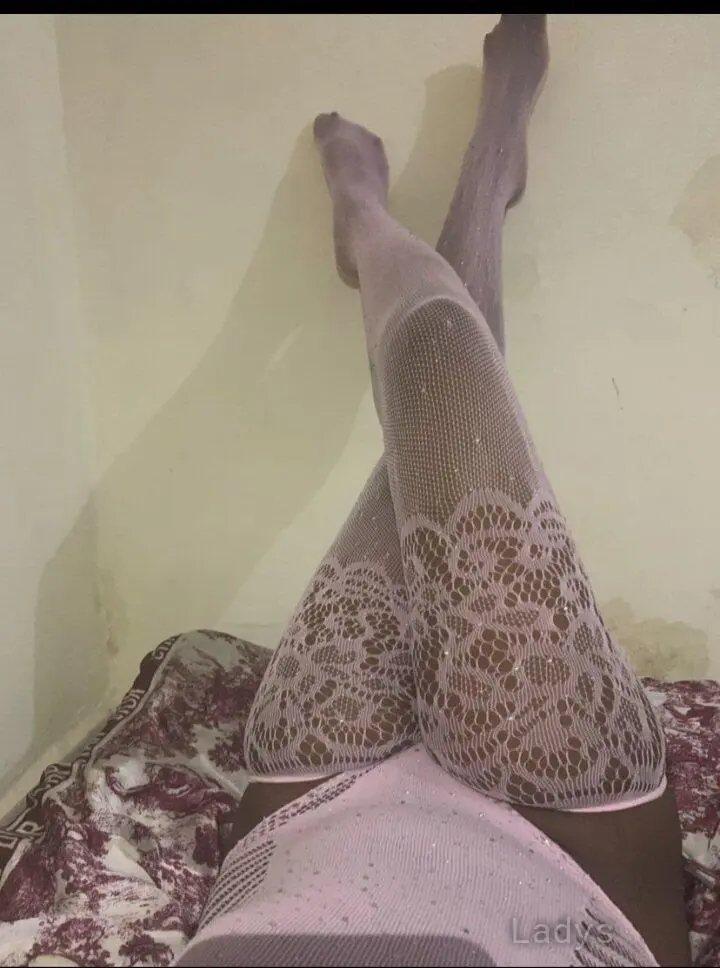 Tiya, 22 years brunette escorts in Dakar, height 159 sm, Weight kg