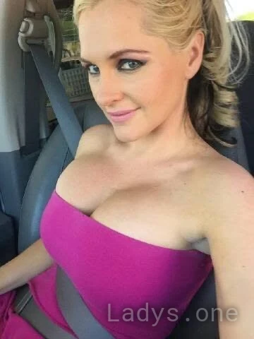 Charlotte, 27 years brunette escorts in Dallas, height 161 sm, Weight 45 kg
