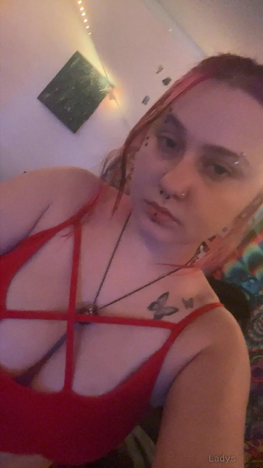Liyah,  years brunette escorts in Dammam, height  sm, Weight  kg