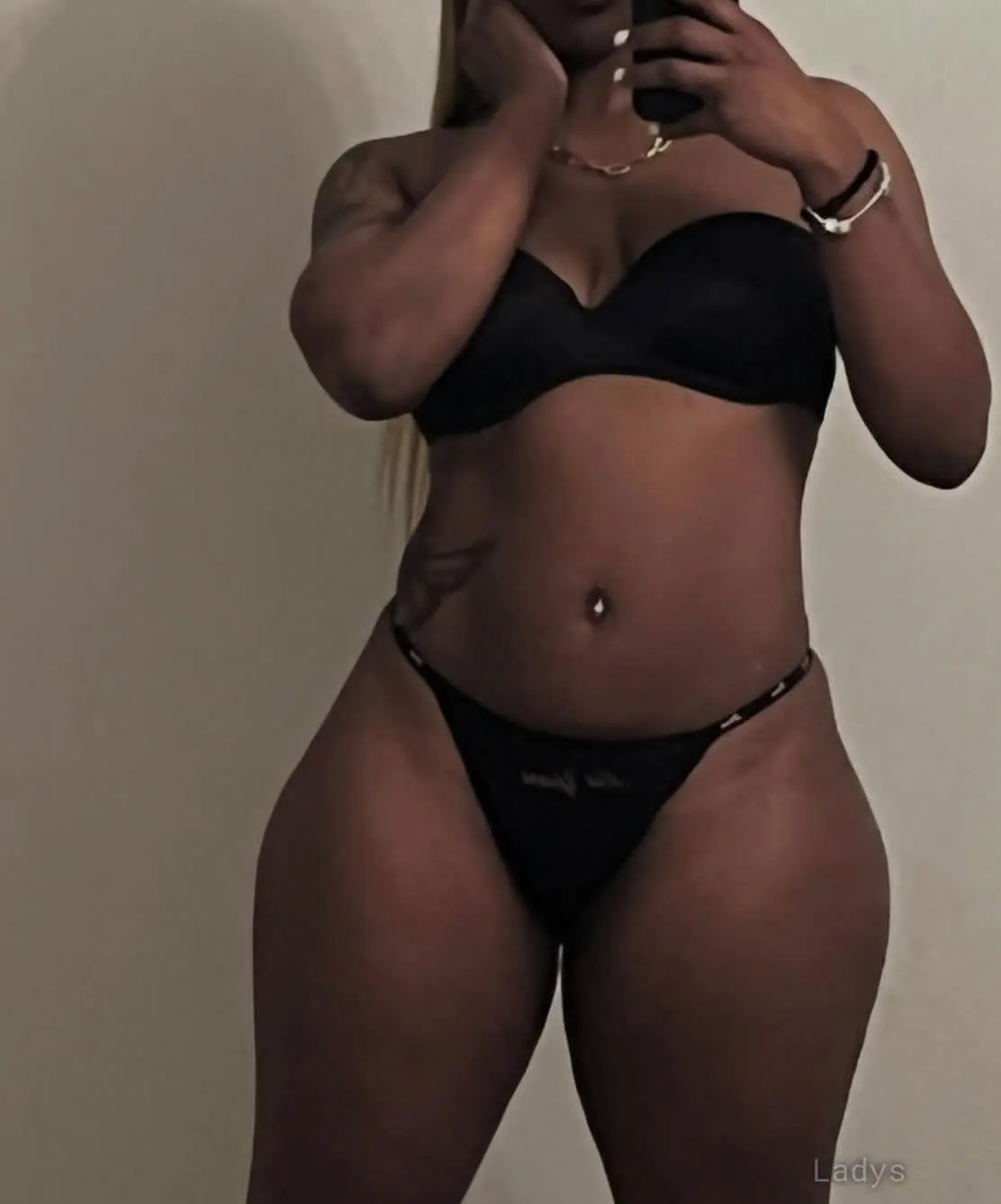 Sugar, 23 years brunette escorts in Dammam, height 154 sm, Weight  kg