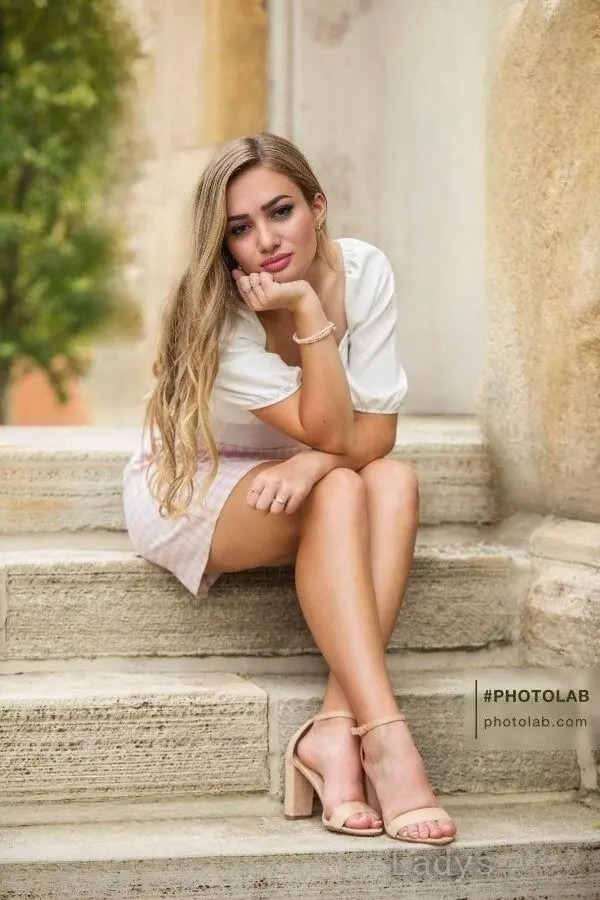 Irina, 25 years brunette escorts in Dehradun, height 170 sm, Weight  kg