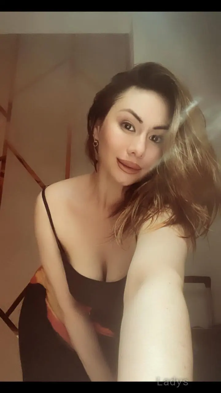 Manisha,  years brunette escorts in Dehradun, height  sm, Weight  kg