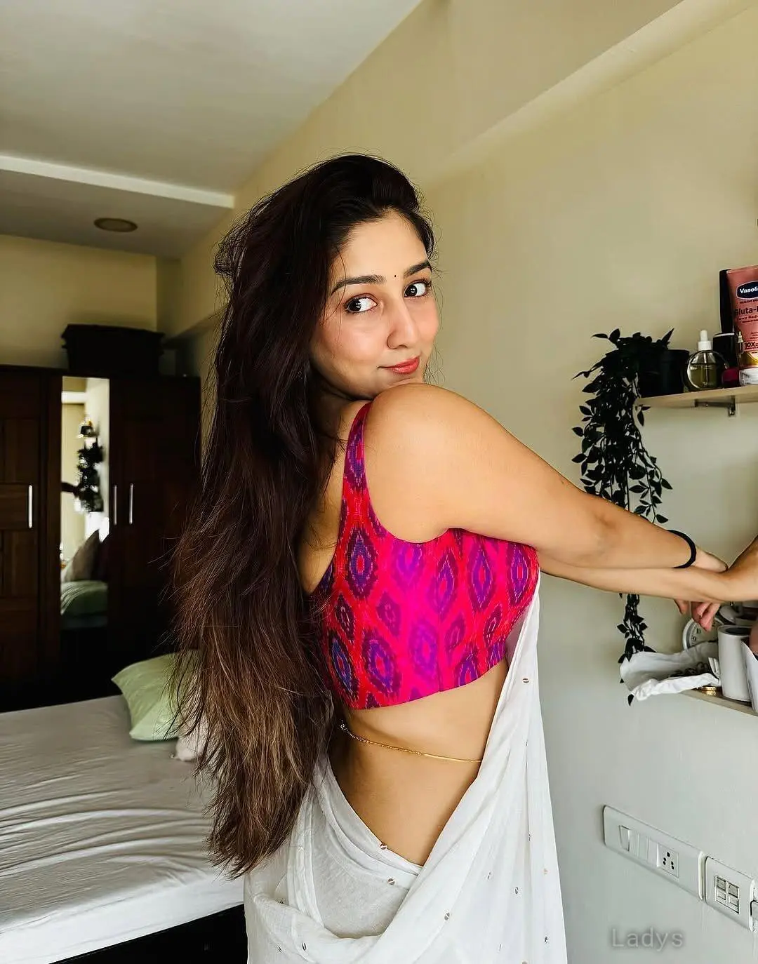 Rina, years brunette escorts in Dehradun, height sm, Weight kg