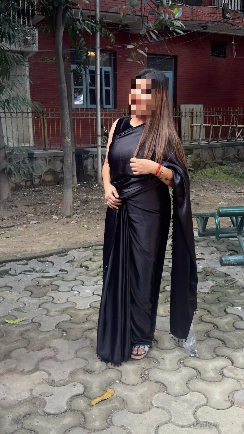 Gurleen, 25 years brunette escorts in Delhi, height 172 sm, Weight kg