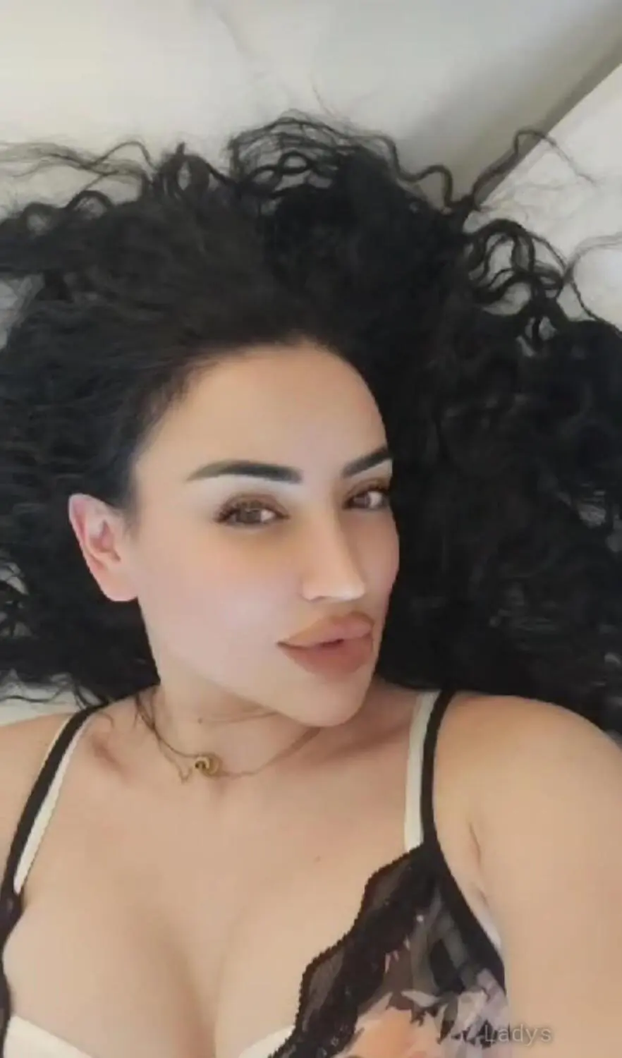 Kate, 26 years brunette escorts in Delhi, height 172 sm, Weight  kg