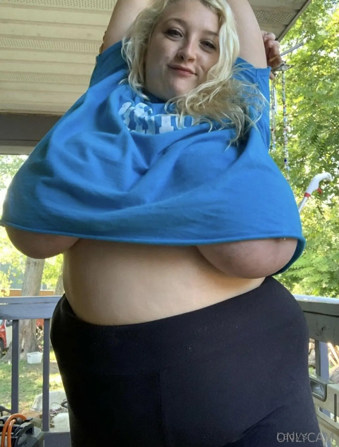Cambriacurves, 44 years brunette escorts in Detroit, height 166 sm, Weight 88 kg