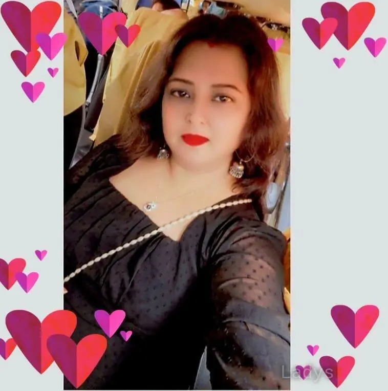 Rani, 28 years brunette escorts in Dhaka, height 164 sm, Weight  kg