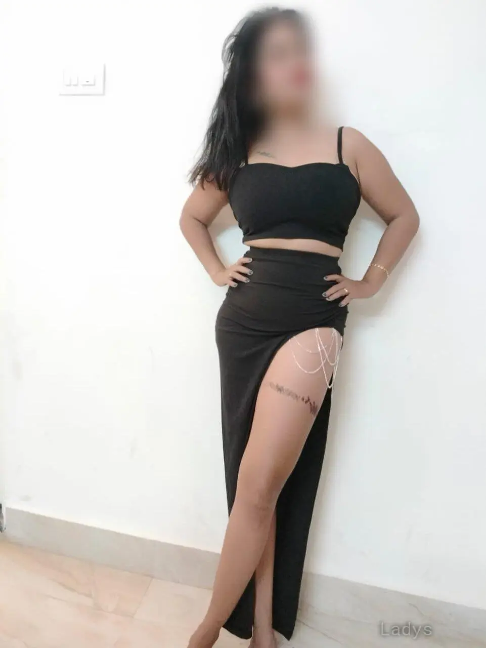 Ola, 25 years brunette escorts in Doha, height sm, Weight kg