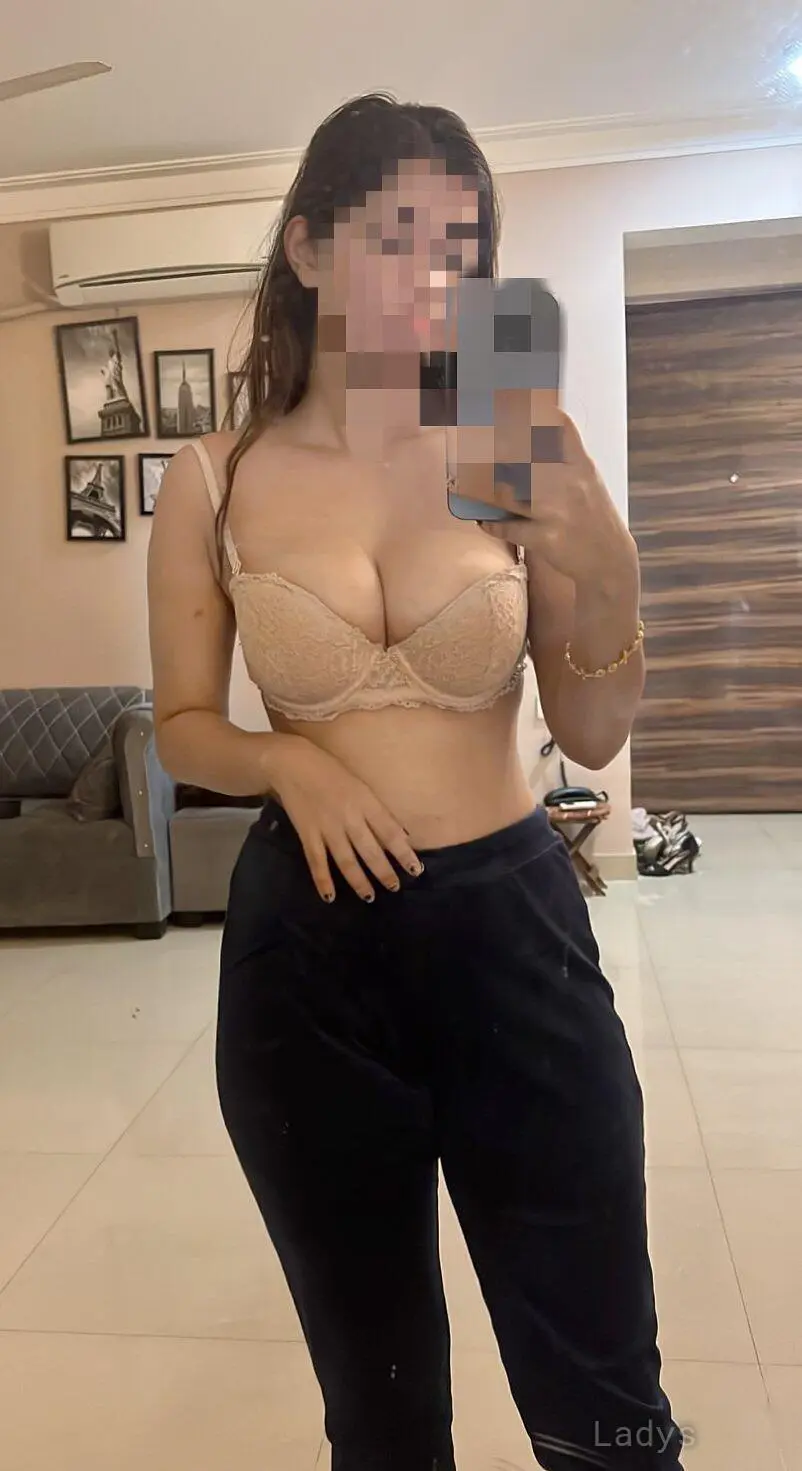 Real, 25 years brunette escorts in Doha, height sm, Weight kg