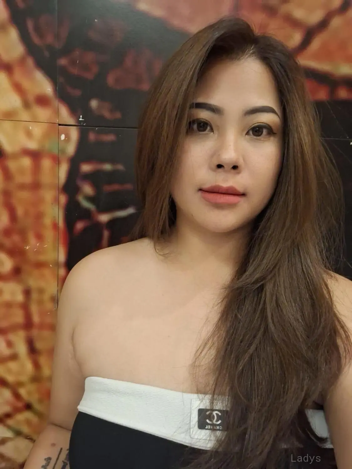 Rneem, 28 years brunette escorts in Doha, height 160 sm, Weight kg