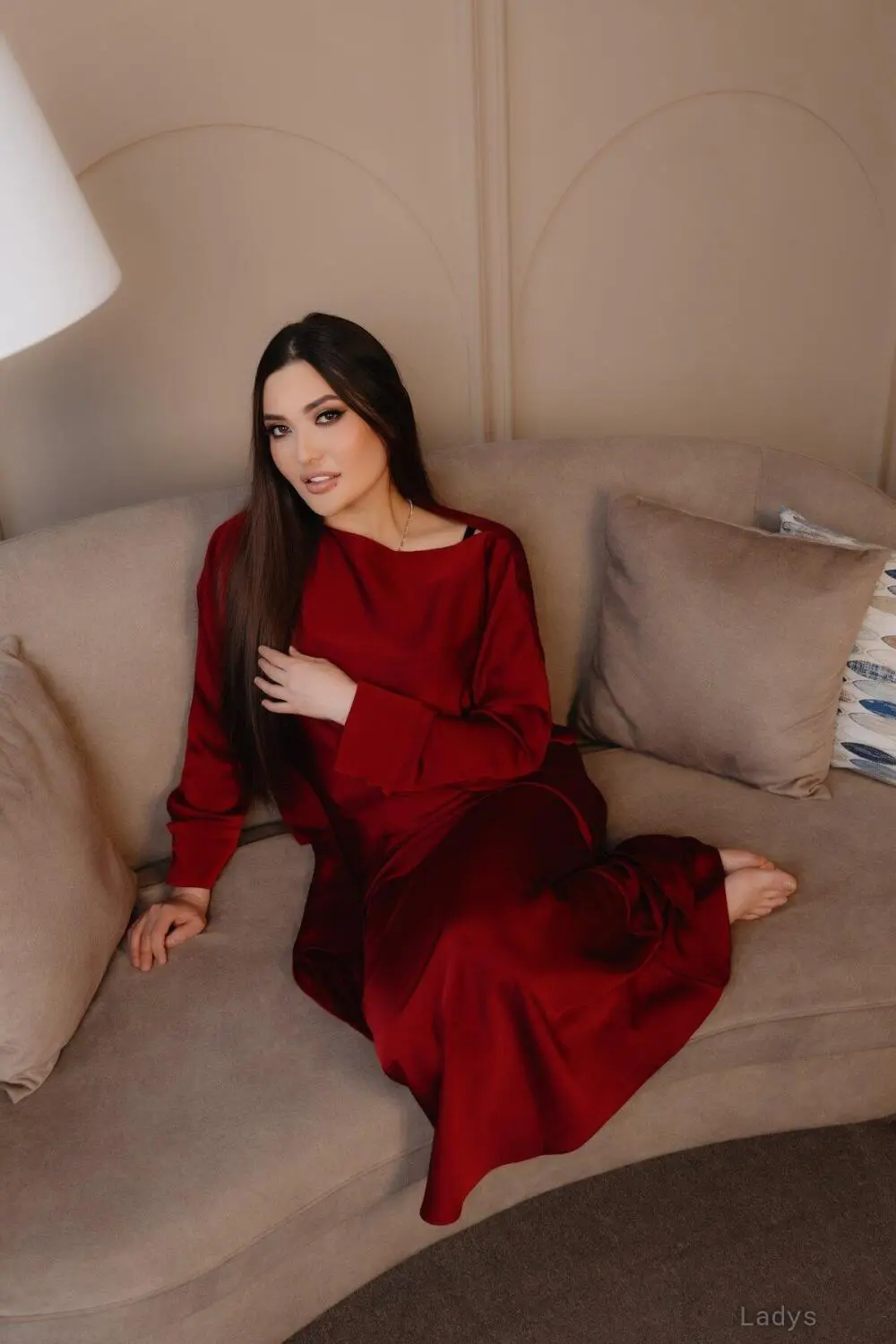 Lola, 25 years brunette escorts in Dongguan, height 167 sm, Weight  kg