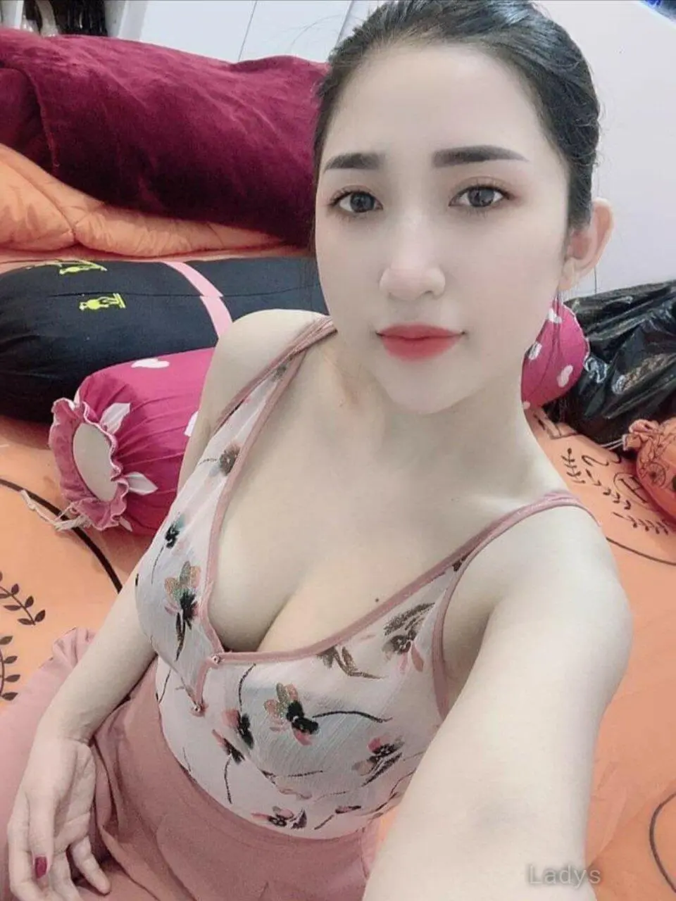 Jessica, 21 years brunette escorts in Dresden, height 166 sm, Weight  kg