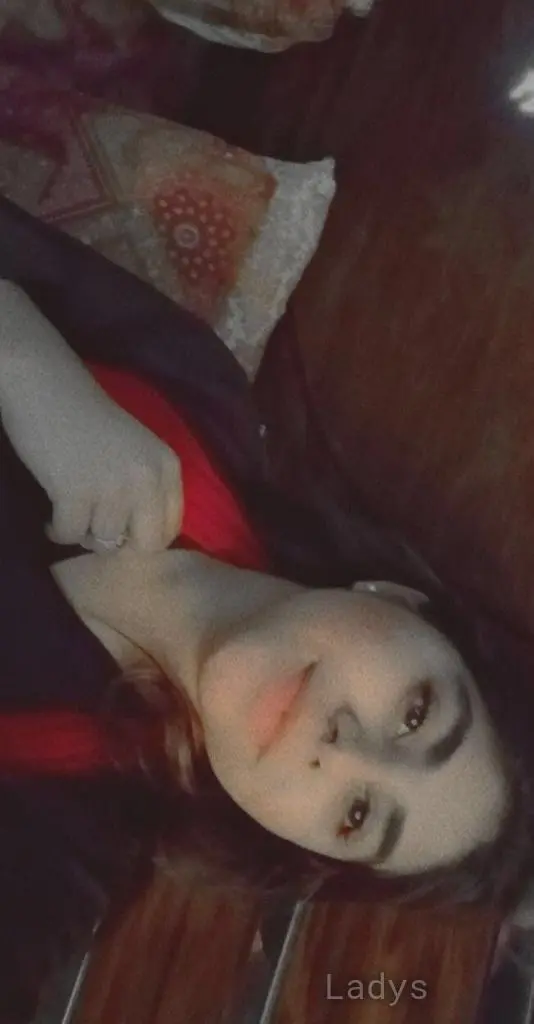 Aleena, 22 years brunette escorts in Dubai, height 170 sm, Weight kg