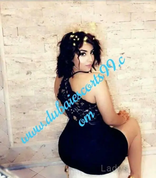 Carla, 22 years brunette escorts in Dubai, height 170 sm, Weight kg
