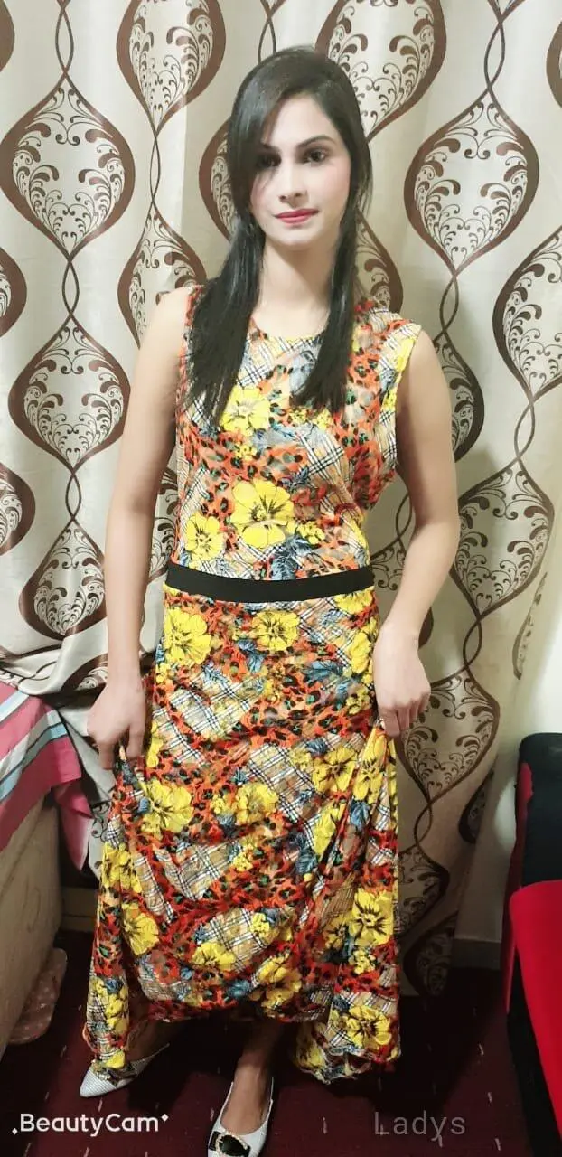 Cristina, 22 years brunette escorts in Dubai, height 166 sm, Weight  kg