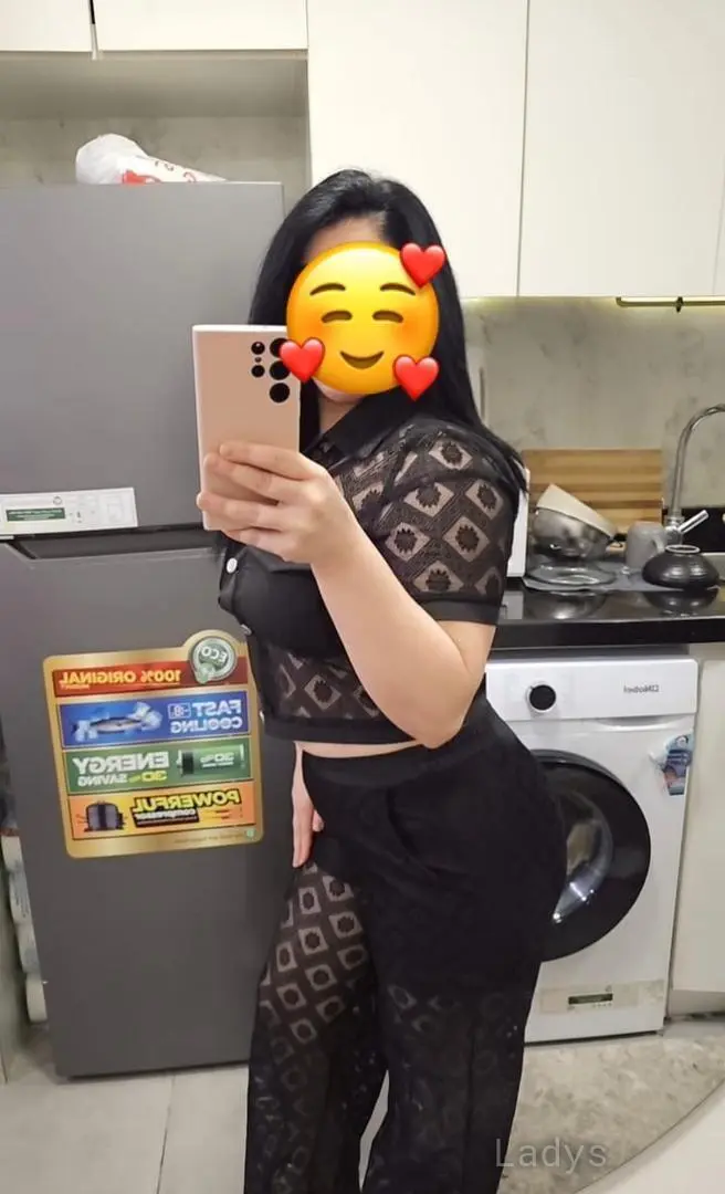 Dado, 28 years brunette escorts in Dubai, height 166 sm, Weight  kg