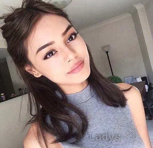 Japan, 20 years brunette escorts in Dubai, height 168 sm, Weight kg