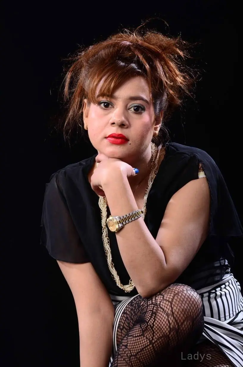 Miss Cherry, 23 years brunette escorts in Dubai, height 166 sm, Weight  kg