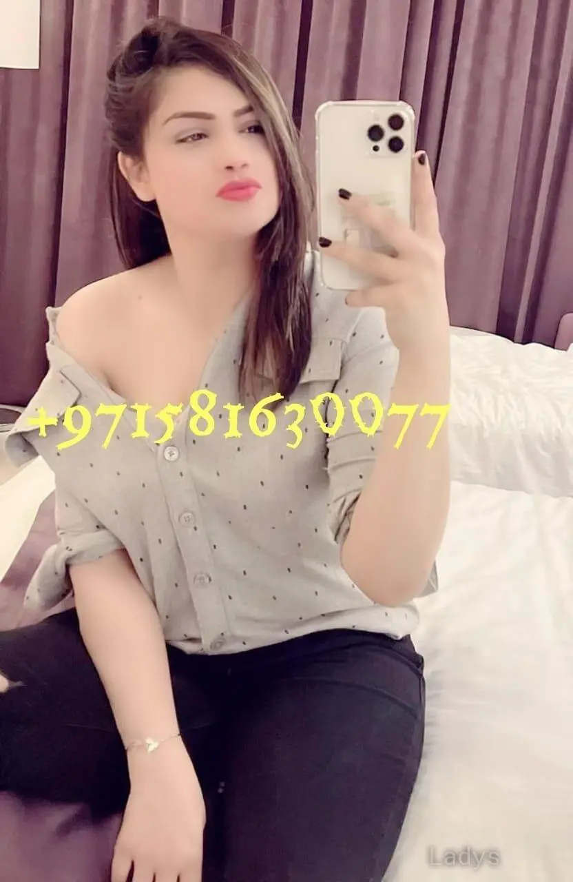 Rohini, 23 years brunette escorts in Dubai, height 165 sm, Weight  kg