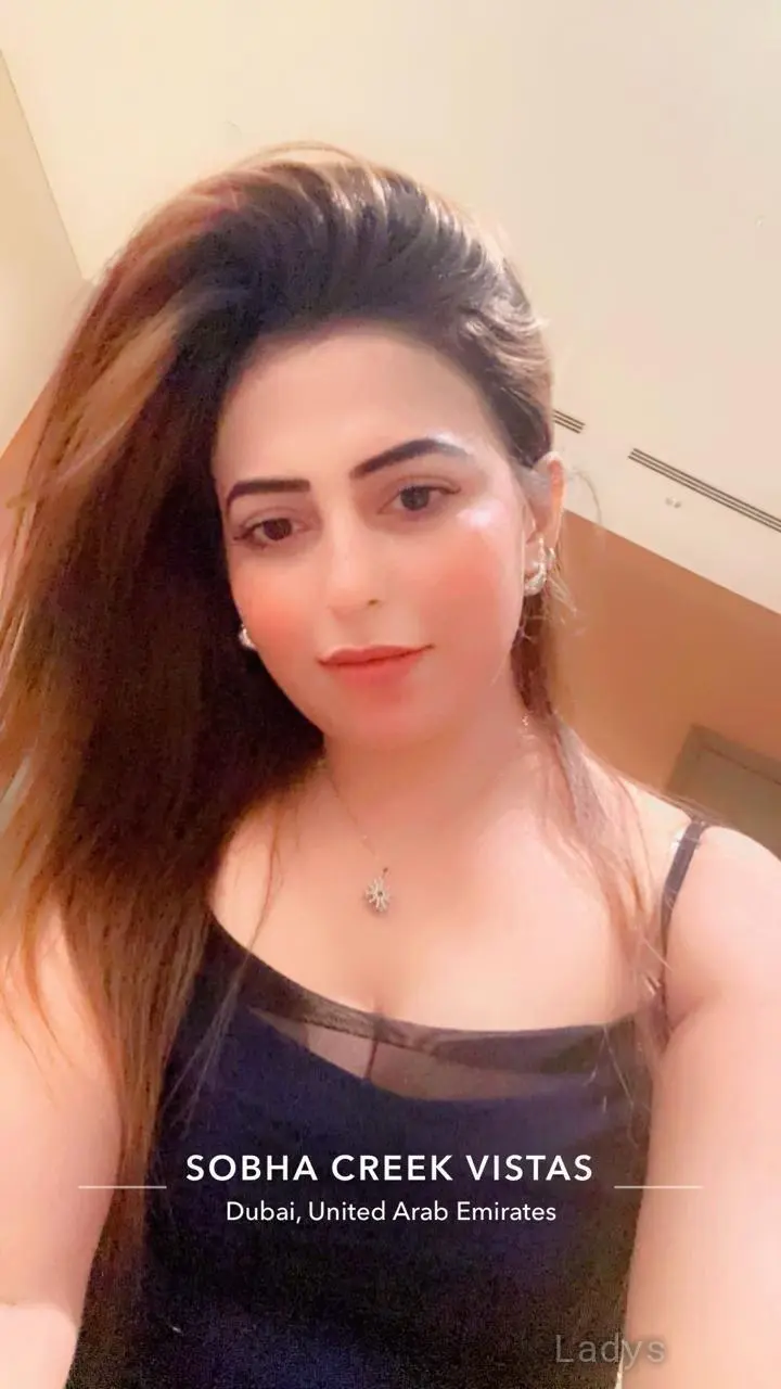 Samayra, 23 years brunette escorts in Dubai, height 167 sm, Weight  kg