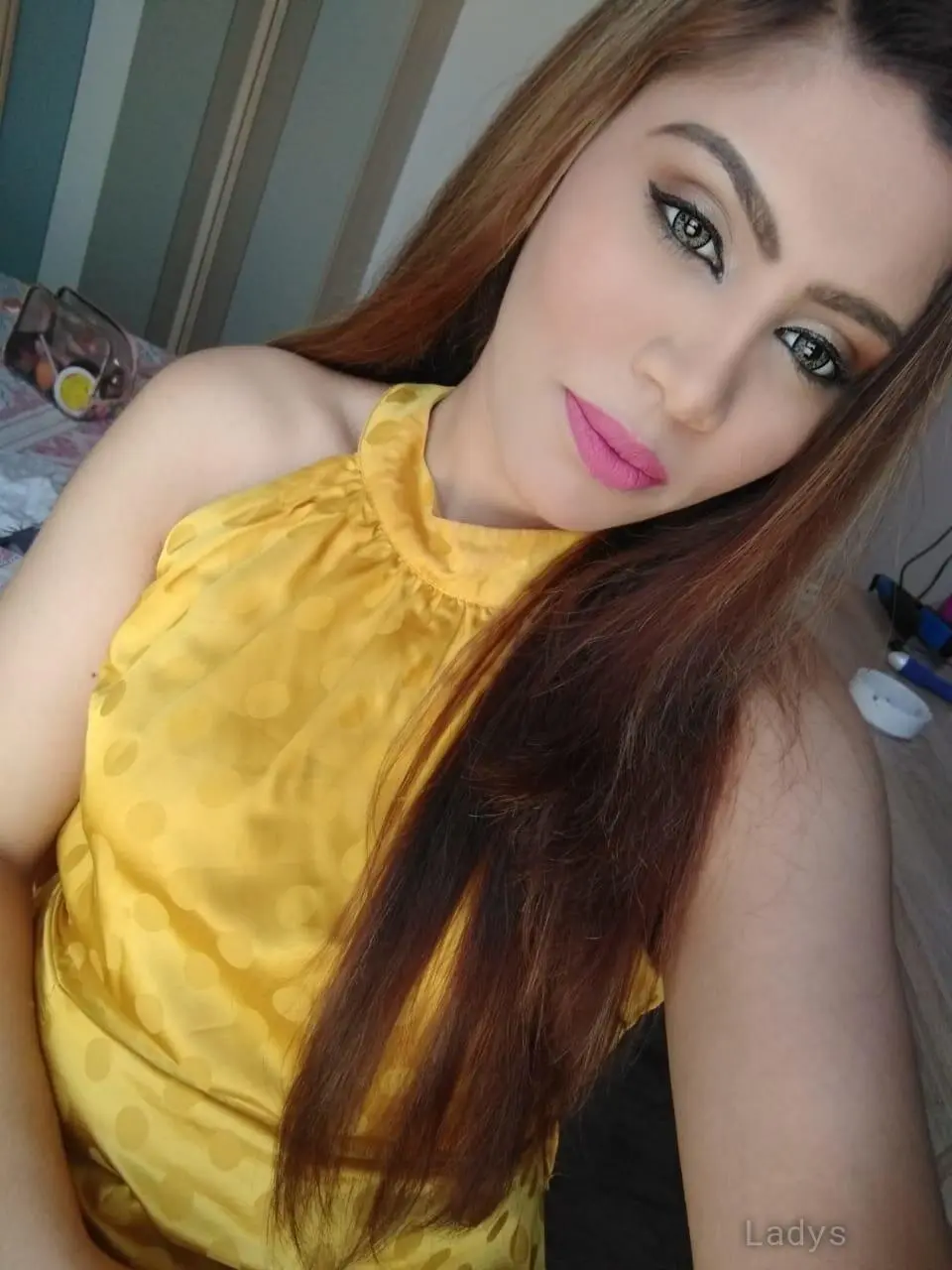 Shilpa, 21 years brunette escorts in Dubai, height 166 sm, Weight kg