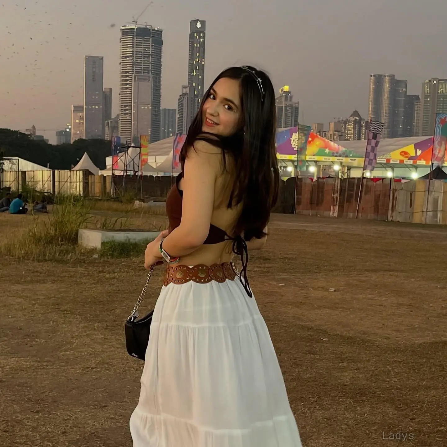 Tanya, 21 years brunette escorts in Dubai, height 167 sm, Weight  kg