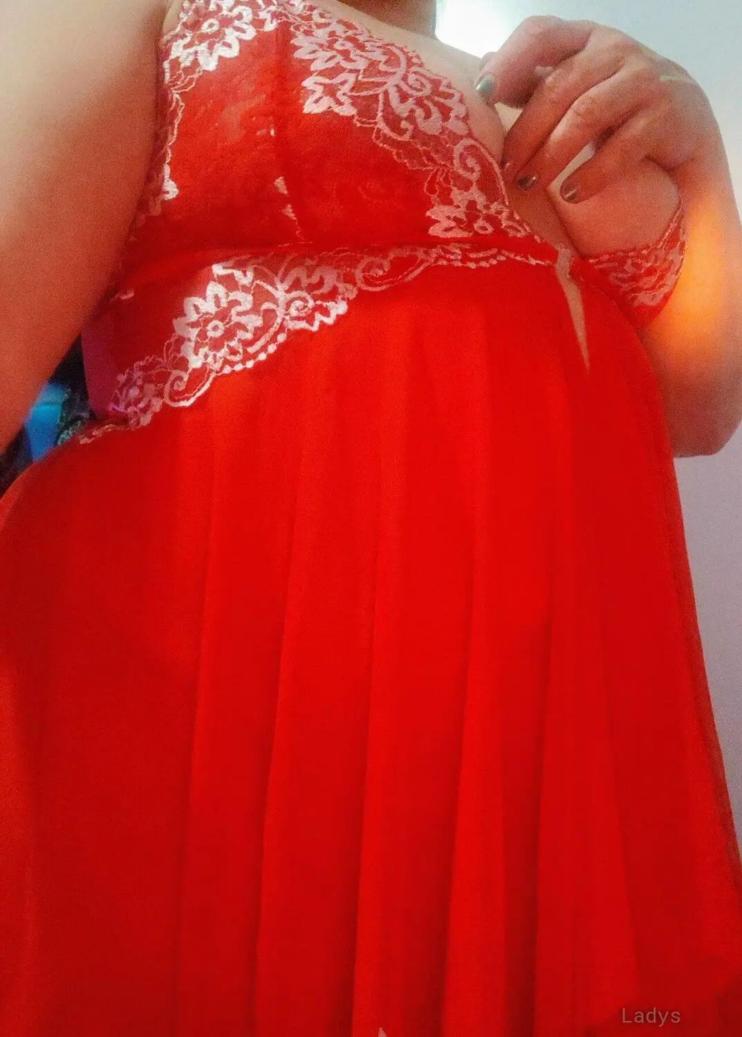 Phoenix, years brunette escorts in Edmonton, height sm, Weight kg