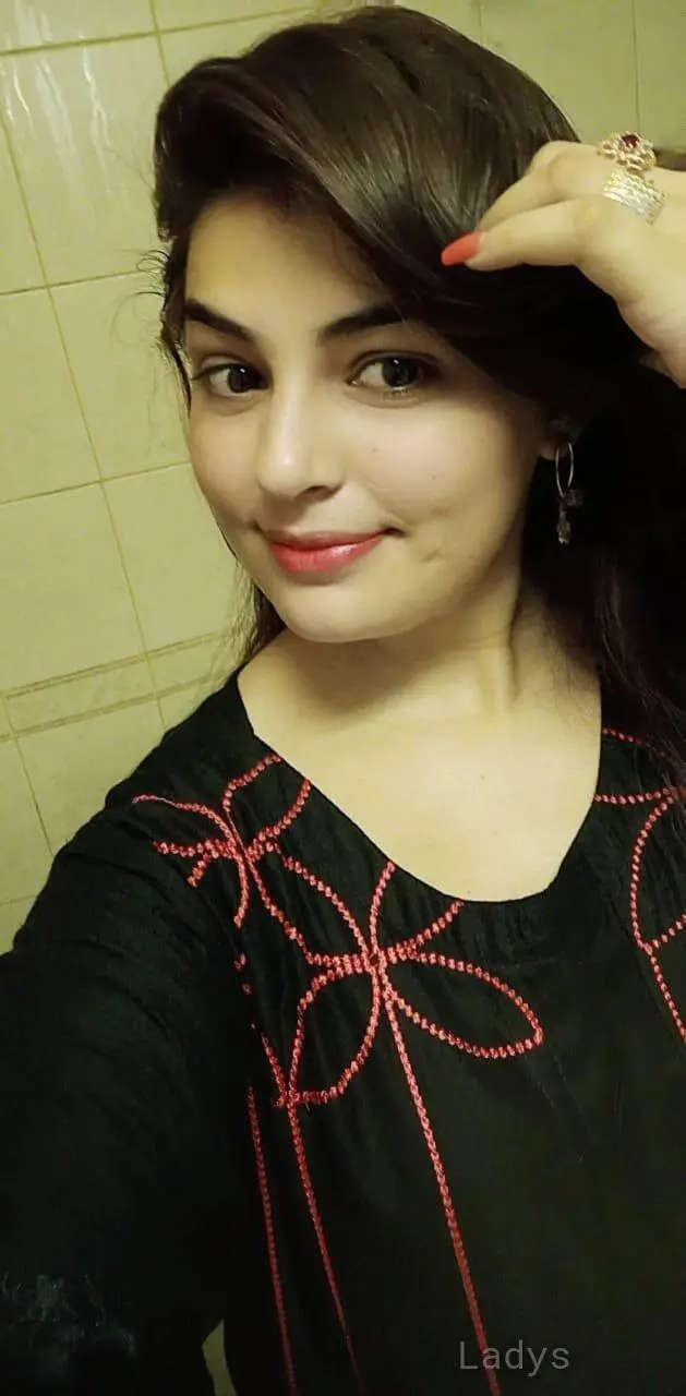 Trisha, 23 years brunette escorts in Fujairah, height 167 sm, Weight kg