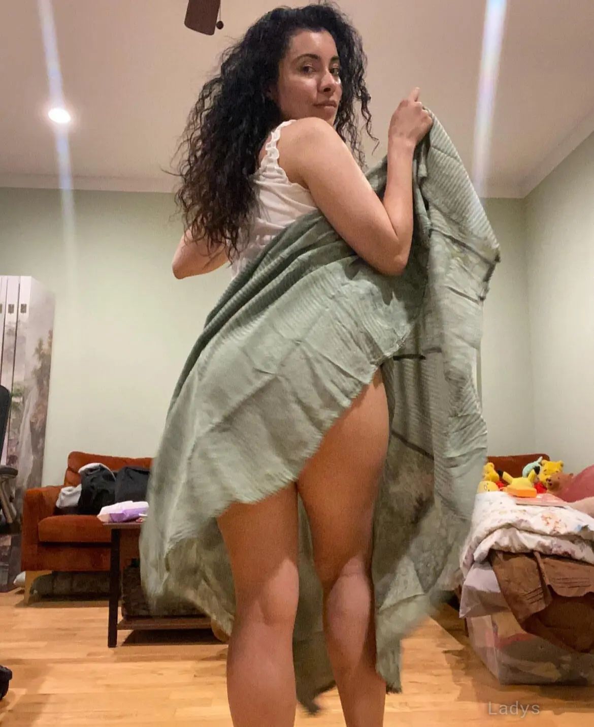 Erica steel, 25 years brunette escorts in Georgetown, height 125 sm, Weight 38 kg