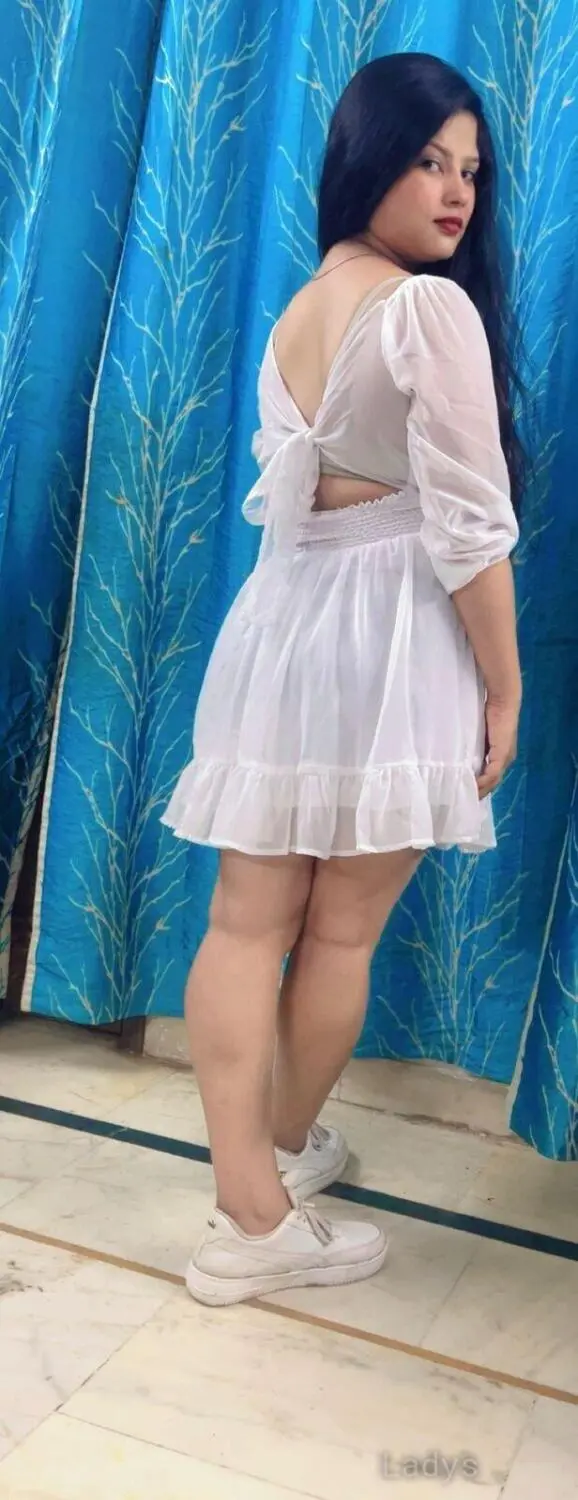 Anjalee, 22 years brunette escorts in Goa, height 154 sm, Weight kg