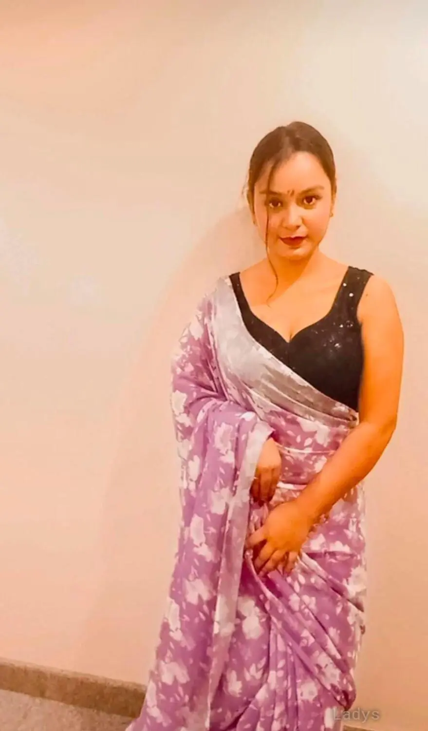 Komal, 20 years brunette escorts in Goa, height 153 sm, Weight  kg