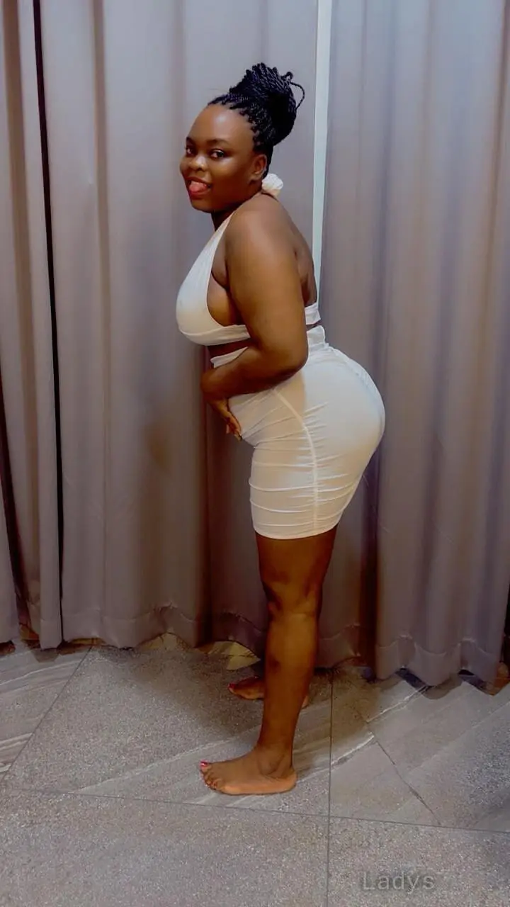 Joyline, 25 years brunette escorts in Greater Noida, height 166 sm, Weight  kg