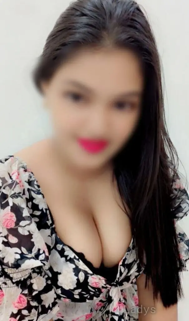 Poonam, 23 years brunette escorts in Gurgaon, height 163 sm, Weight  kg