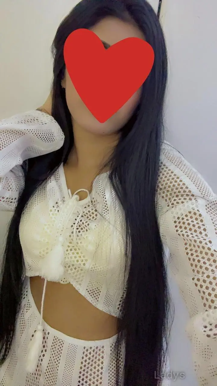 Savya, 21 years brunette escorts in Gurgaon, height 167 sm, Weight  kg