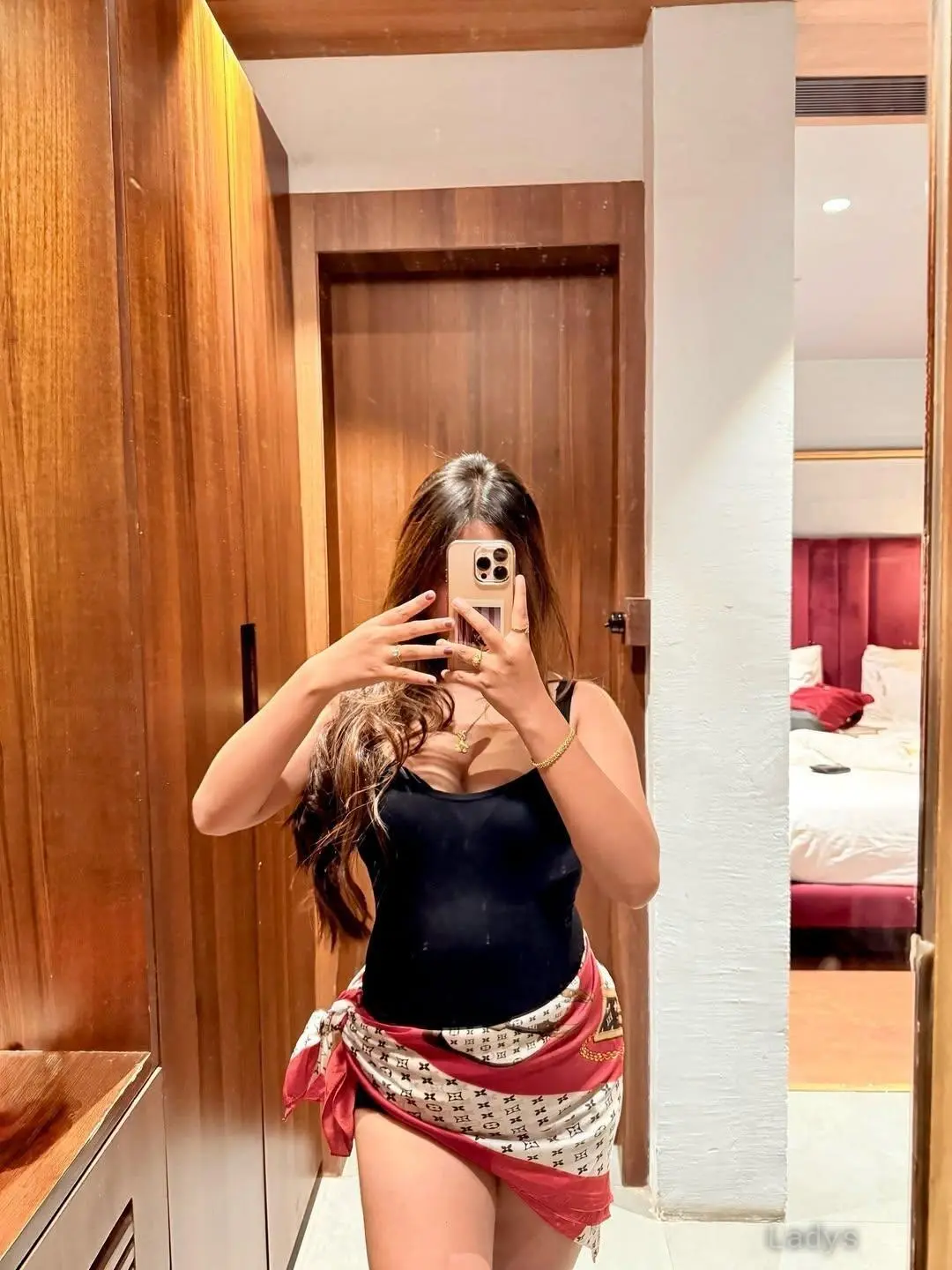 Zara, 22 years brunette escorts in Gurgaon, height 135 sm, Weight  kg