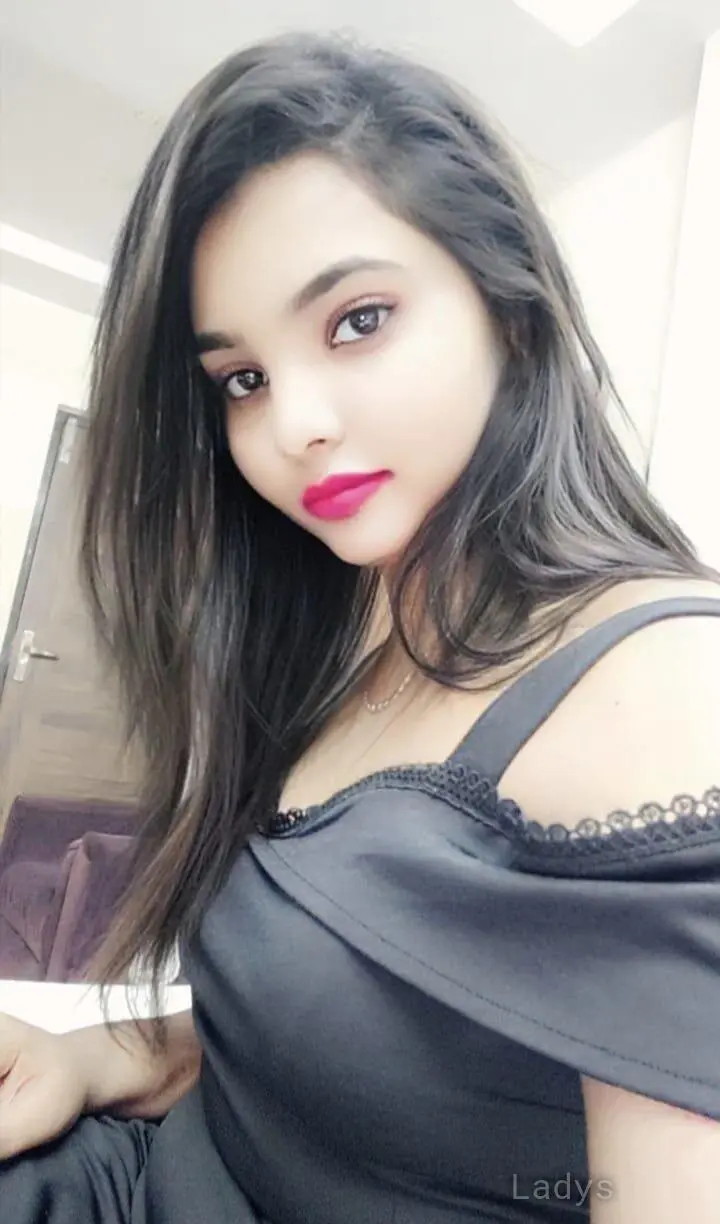 Jinal, 21 years brunette escorts in Guwahati, height 153 sm, Weight kg