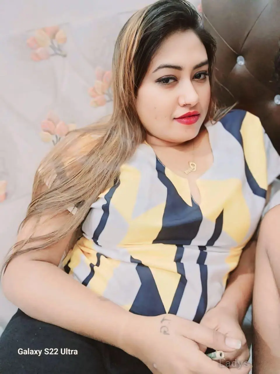 Trisha, 23 years brunette escorts in Guwahati, height 155 sm, Weight kg