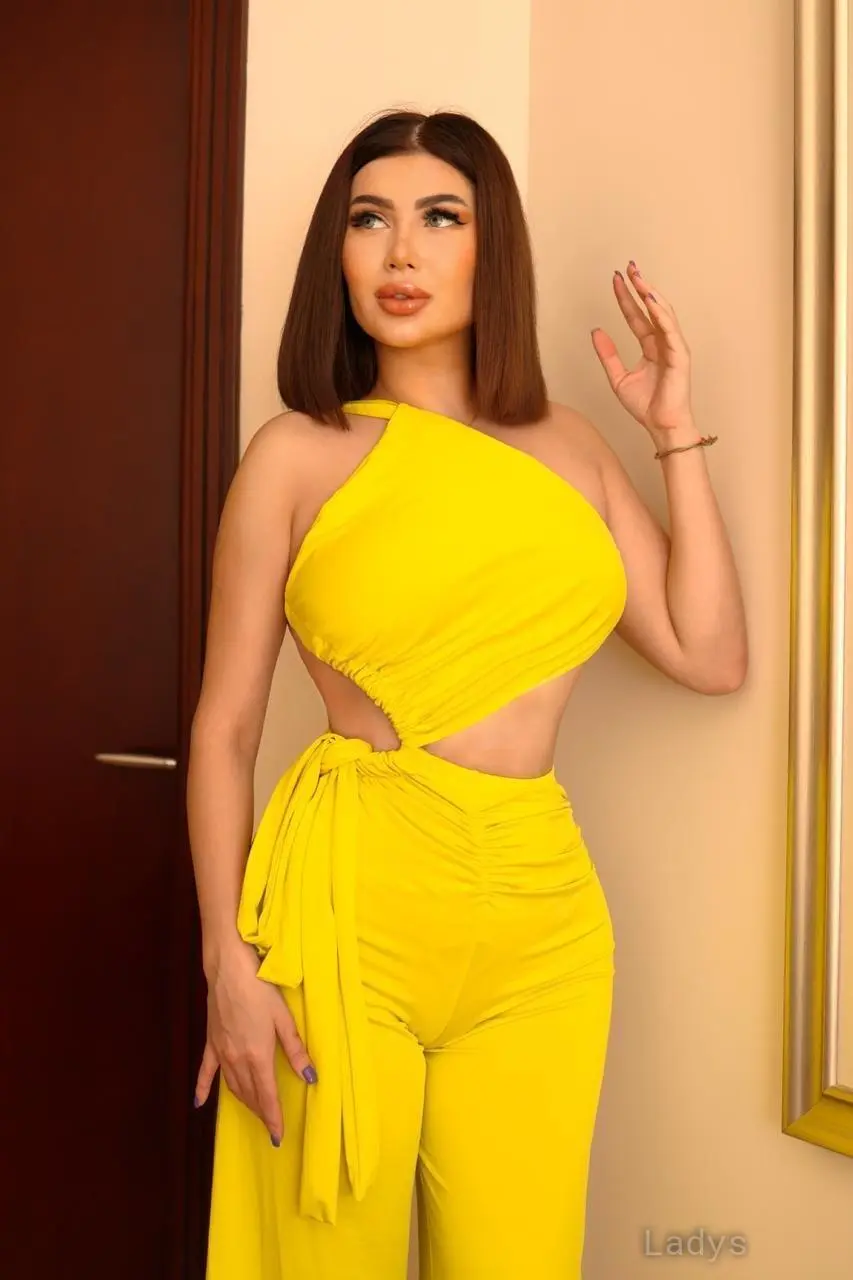 Gloria, 25 years brunette escorts in Hong Kong, height 170 sm, Weight kg