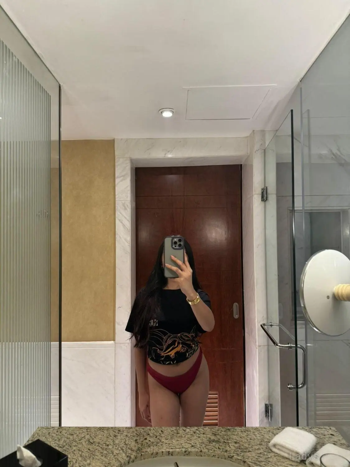 Lexi,  years brunette escorts in Hong Kong, height  sm, Weight  kg