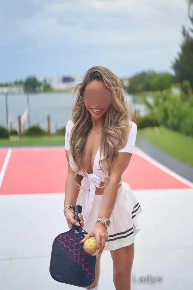 Coley Jane, 28 years brunette escorts in Houston, height 153 sm, Weight 55 kg