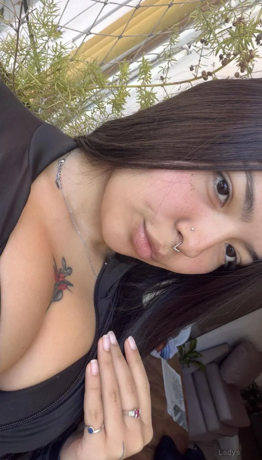 Sefia, 24 years brunette escorts in Hvar, height 143 sm, Weight 71 kg