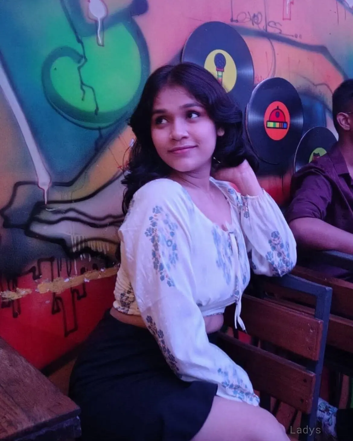 🧿 HELLO GUYS MY NAME IS JOSHNA LIVE NI, years brunette escorts in Hyderabad, height sm, Weight kg