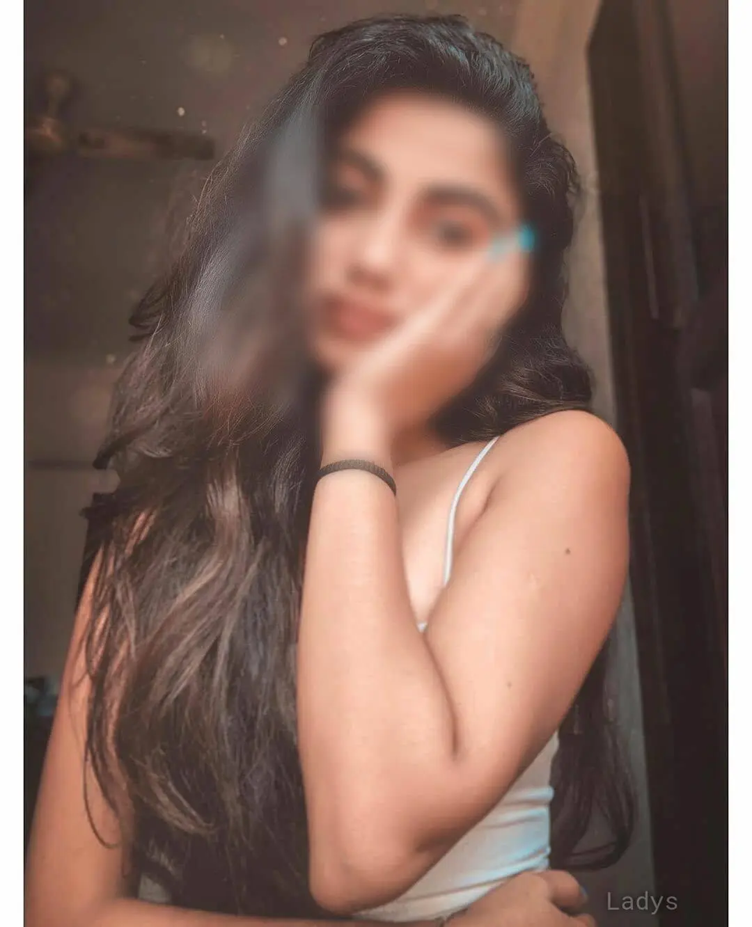 Barbara, 22 years brunette escorts in Hyderabad, height 156 sm, Weight  kg