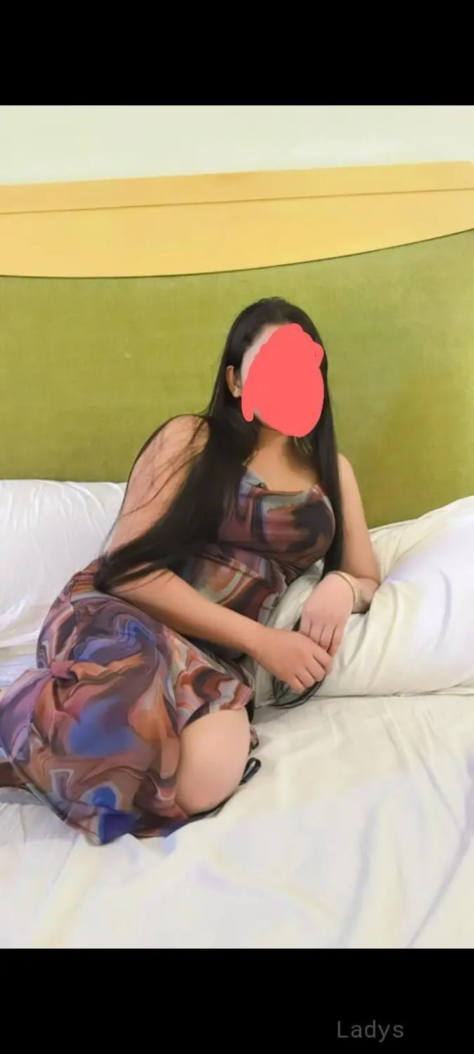 Han, 25 years brunette escorts in Hyderabad, height 154 sm, Weight kg