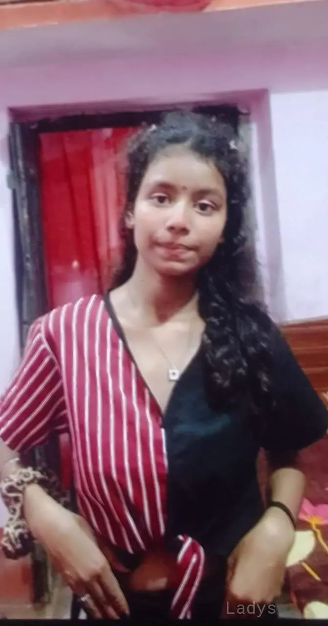 Monika, 21 years brunette escorts in Hyderabad, height 170 sm, Weight  kg